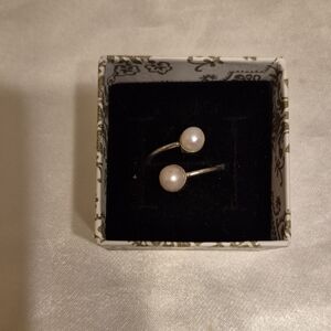 Sterling Silver Cross Over Double Fresh Wster Pearl Ring